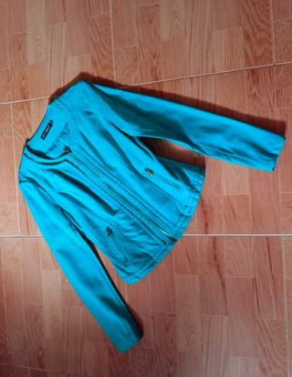 Cazadora impermeable semi-entallada Color turquesa