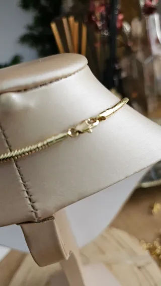 Collar y dije libélula laminado 14k