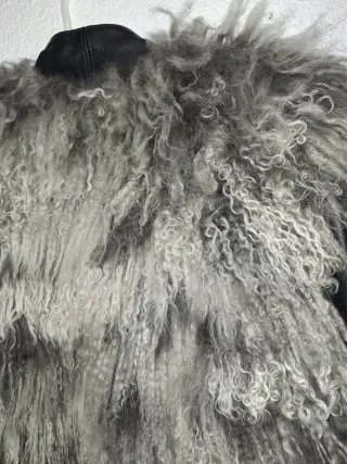 Chaqueta Peleterías Perla Negra y Gris