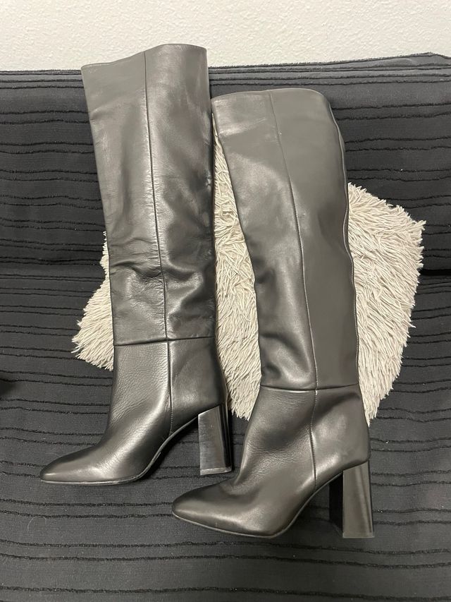 Botas altas de piel Zara