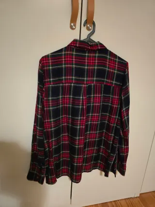 Camisa Cortefiel xadrez azul e vermelha