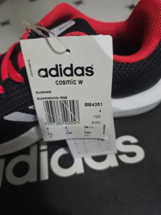 Zapatillas Adidas Negras y Rojas