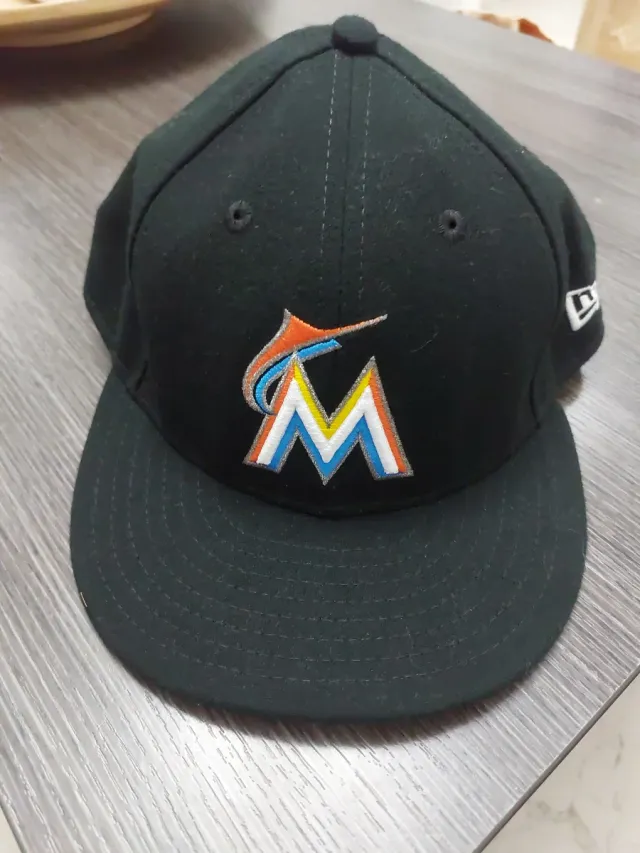 Gorra New Era Negra Logo Marlins