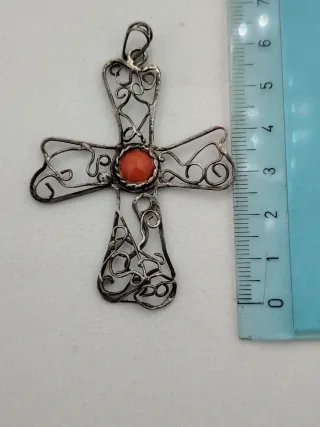 Ciondolo Croce Argento con Corallo Rosso