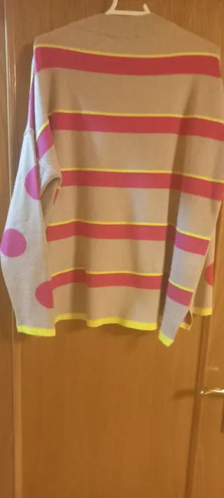 Jersey de rayas y lunares