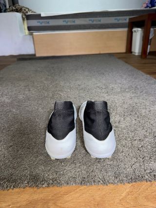 Botas de fútbol Adidas Predator blancas