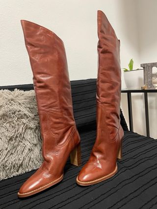 Botas altas de piel Zara marrones