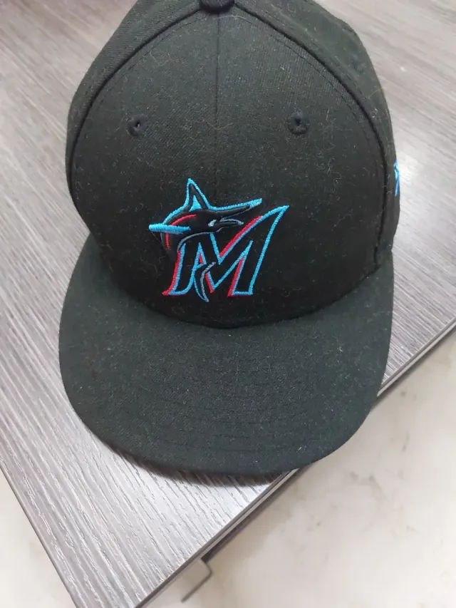 Gorra New Era Negra Logo Marlins