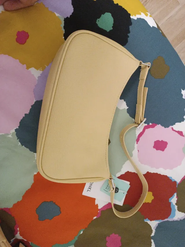 Conjunto Mules y Bolso Amarillo Pastel de piel veg