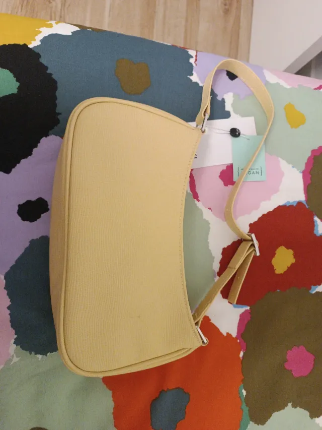 Conjunto Mules y Bolso Amarillo Pastel de piel veg