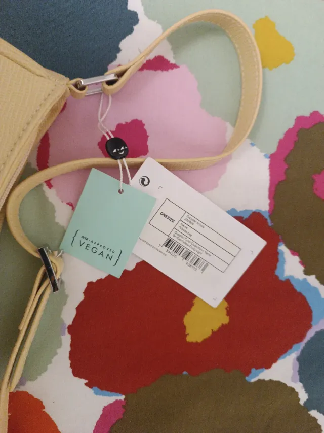 Conjunto Mules y Bolso Amarillo Pastel de piel veg