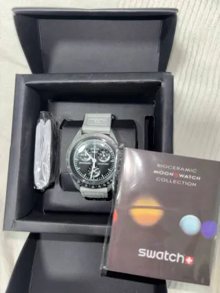Omega Speedmaster Moonswatch Gris