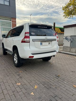 Toyota Land Cruiser 150 2015