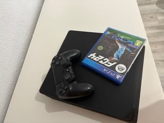 PS4 (PlayStation 4) Negra + FC 24