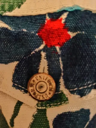 Cazadora vaquera floral Talla L marca Uniform.