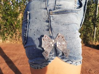 Pantalones cortos vaqueros con adorno