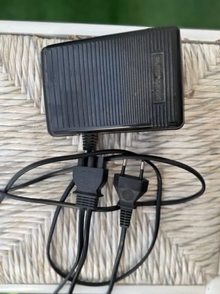 Máquina de coser Klindo blanca