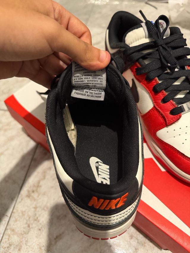 Nike Dunk Low Rosse e Nere