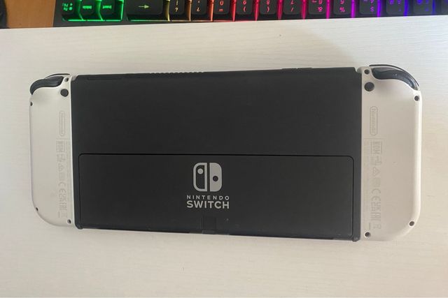 Nintendo Switch OLED Blanca