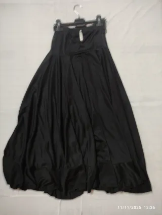 FALDA BAILE FLAMENCO T12. NUEVA.