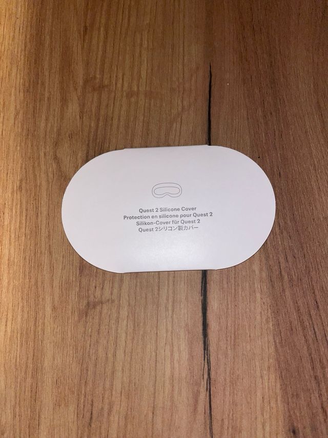 Meta Quest 2 VR Headset e Controles