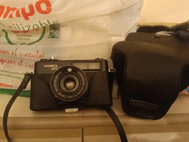 Objetivo Yashica 45mm 1:2.8 Made in Japan