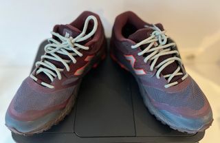 Zapatillas New Balance Summit KOM Trail. Talla 43