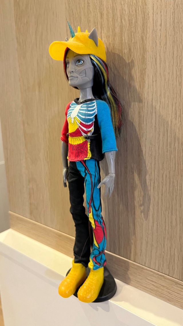 Monster High Neighthan Freaky Fusion Muñeco