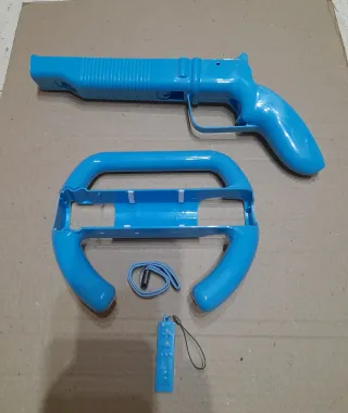 NUEVO WII-U.Pistola+Volante+fundas +Regalo llavero