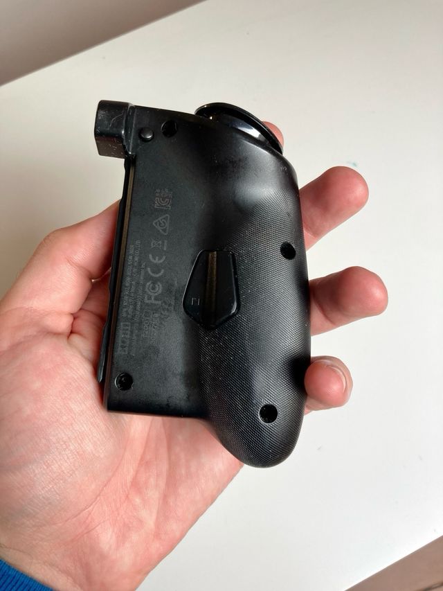 Joy-con Nintendo switch Hori split pad Pac-man