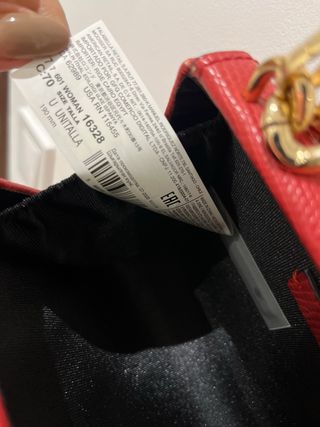 Bolso rojo Mango con cadena dorada