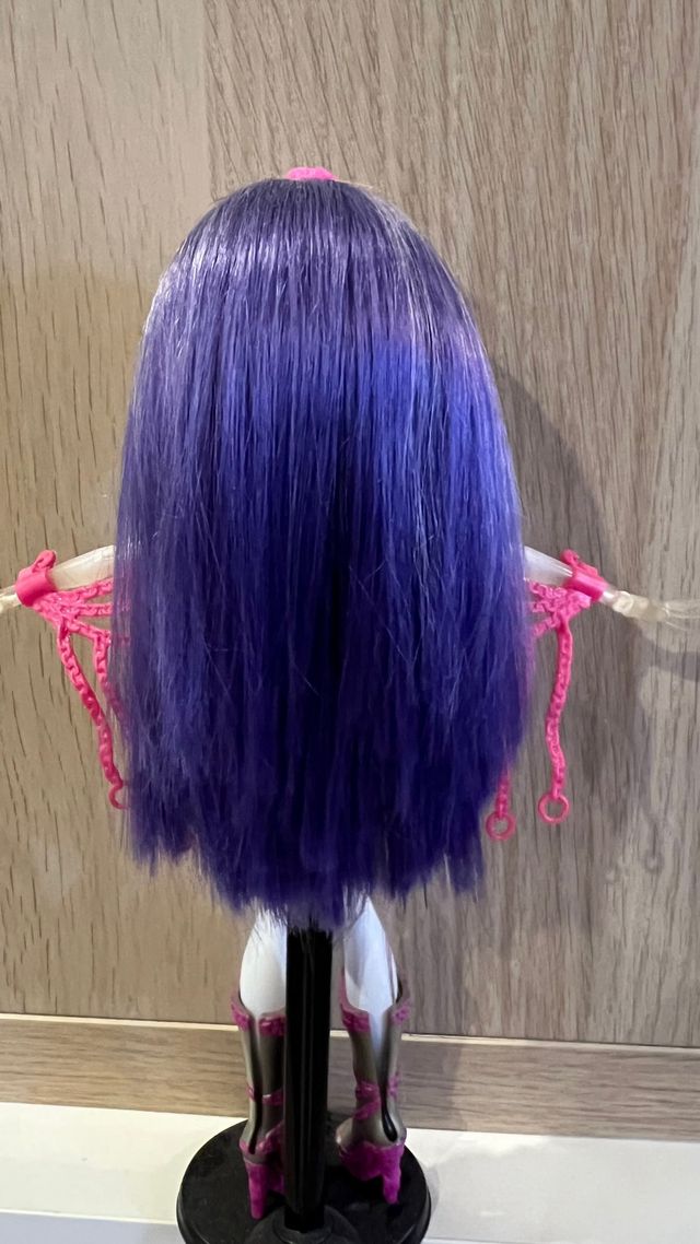 Monster High Spectra Vondergeist Power Ghouls