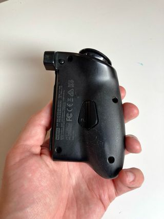 Joy-con Nintendo switch Hori Split Pad Pro Pikachu