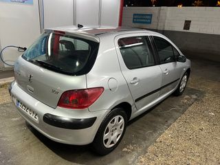 Peugeot 307 5P XR 1.6