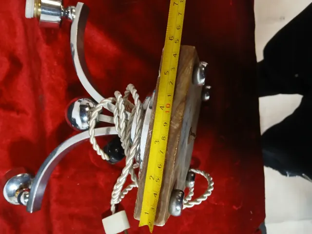 Lámpara de mesa Ardeco sin tulipas