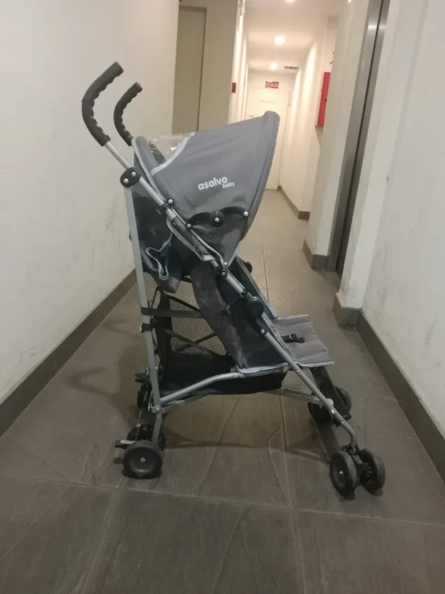 Silla de paseo con capota como nueva