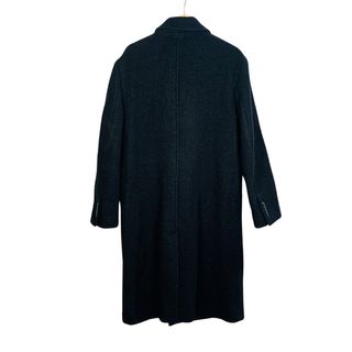 Abrigo de hombre de la marca Zara.