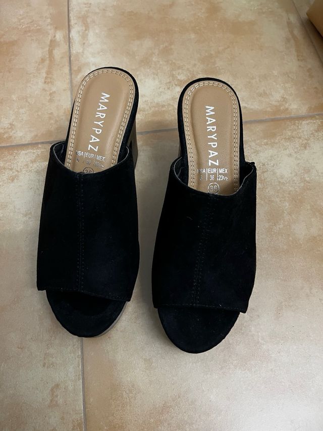 Zuecos negros Marypaz talla 36