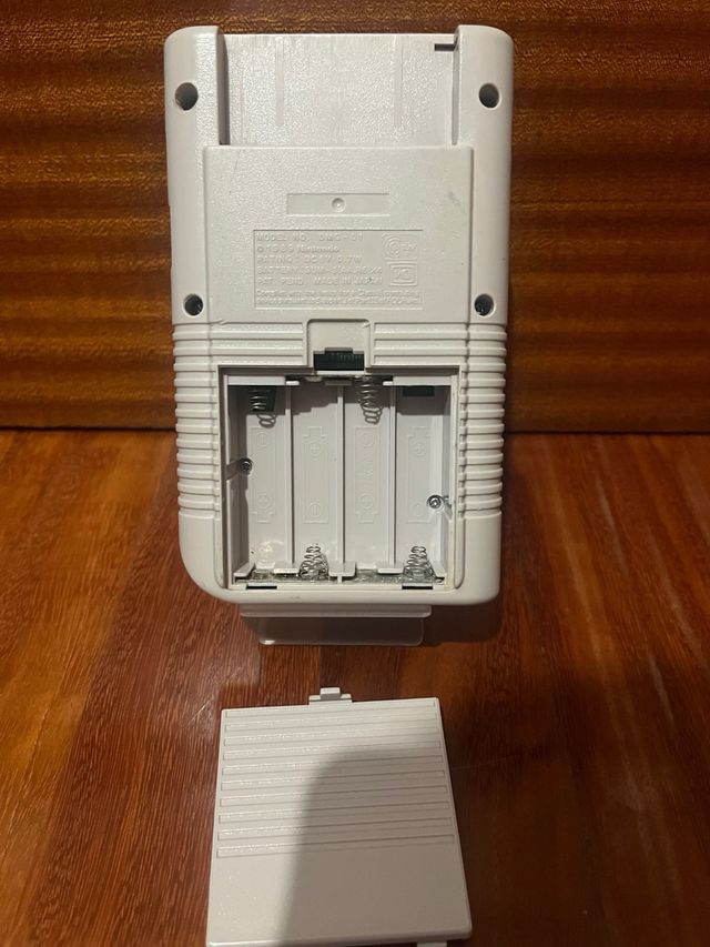 Nintendo Game Boy DMG-01