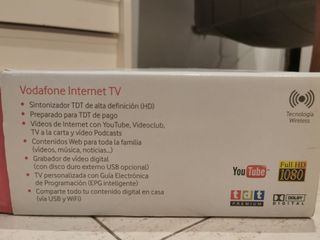 Vodafone TV Full HD con Mando y Cables