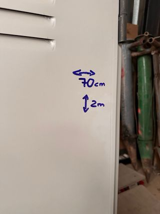 Puerta blanca de aluminio