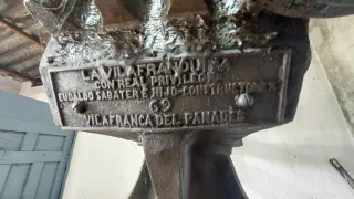 Prensa de vino antigua de madera