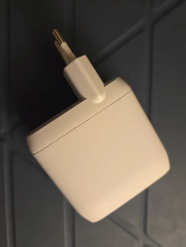 Belkin Cargador USB-PD GaN Doble 68W