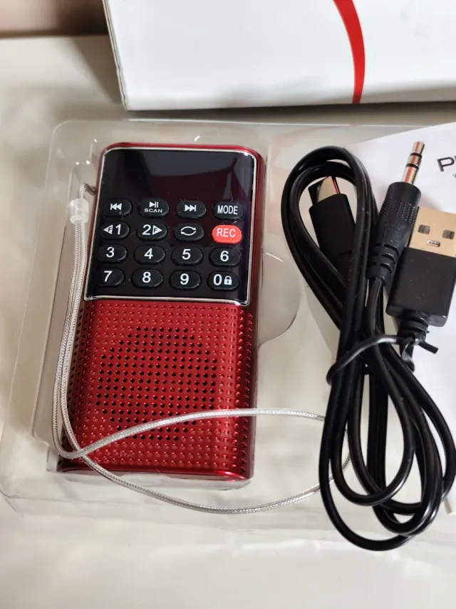 Radio Grabadora MP3 Roja