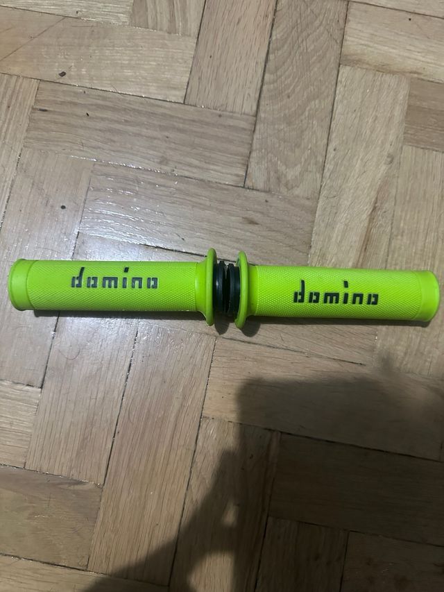 Puños Domino Moto Verdes nuevos