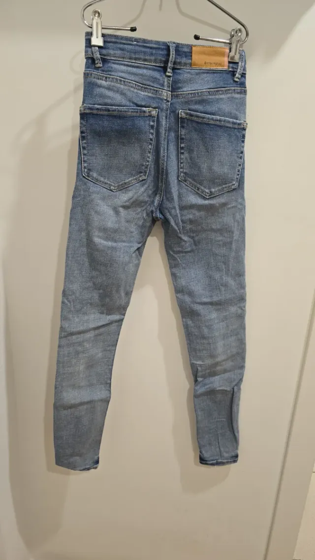 Pantalón skinny tiro alto azul