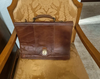Maletín de piel auténtica