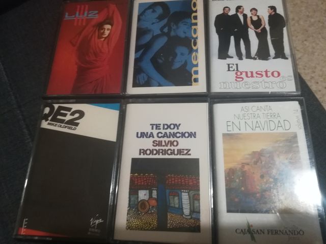 Lote de cassette musicali di vari artisti