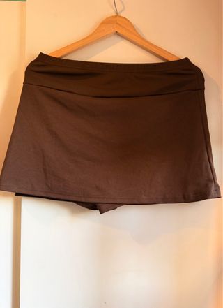 Falda marrón con abertura NUEVA