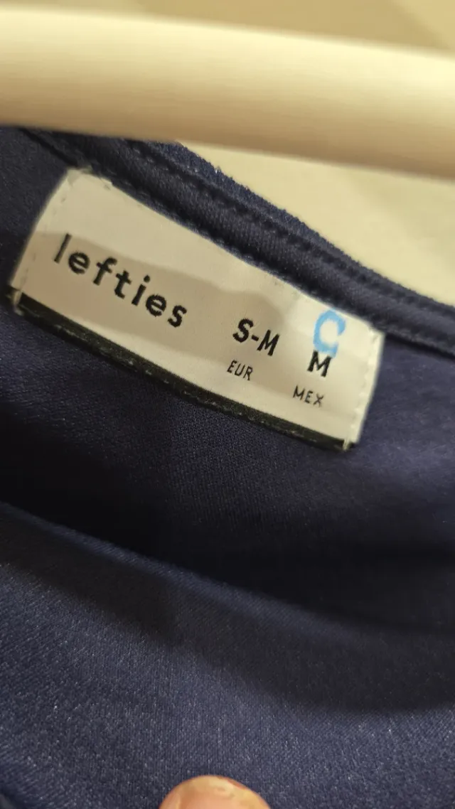 Top Asimétrico Azul Brillante